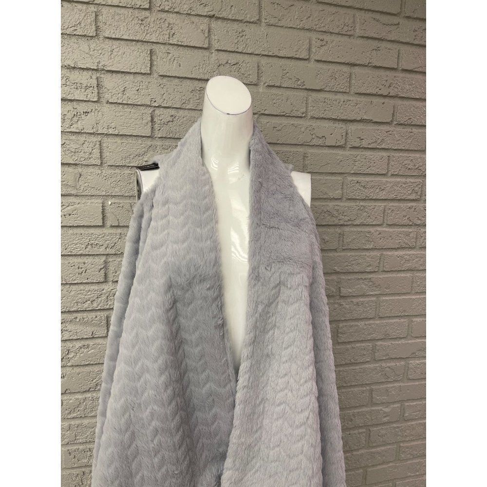 Marcus Adler New York Wrap Vest Size One Size Fits Most NWT